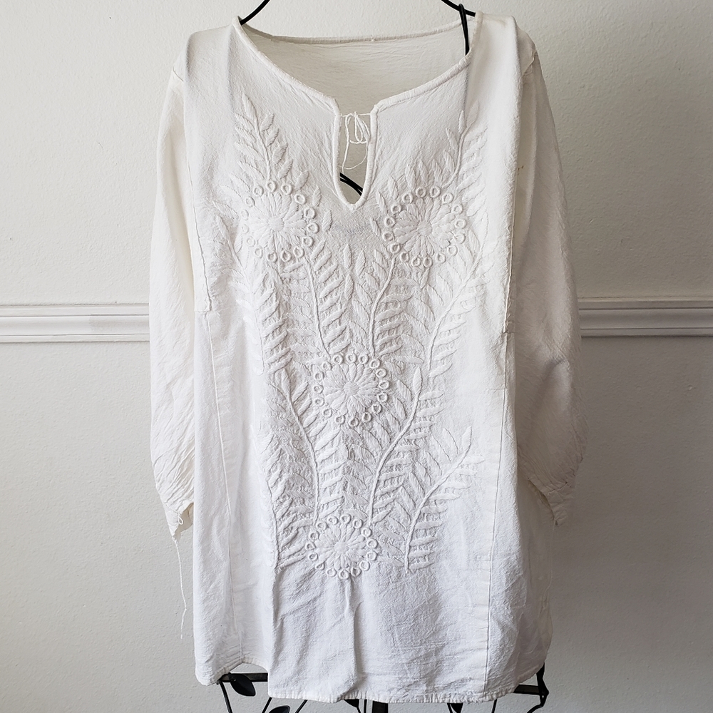Vintage Peasant Tunic Top White Embroidered Floral XL 1X BOHO Plus Size Handmade